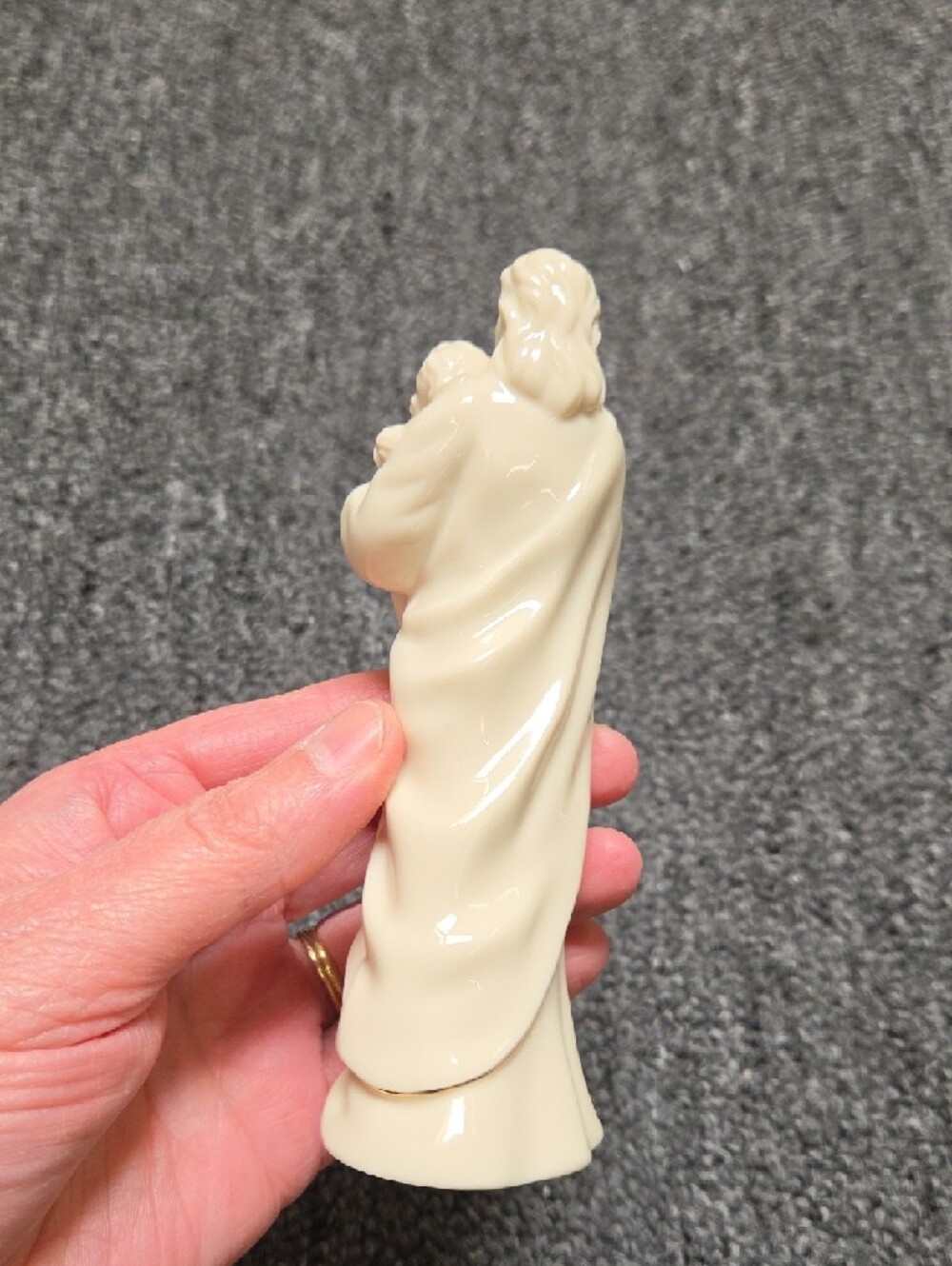 Ivory Ceramic Figurine Statue for Home Art Decor - Picture 4 of 8